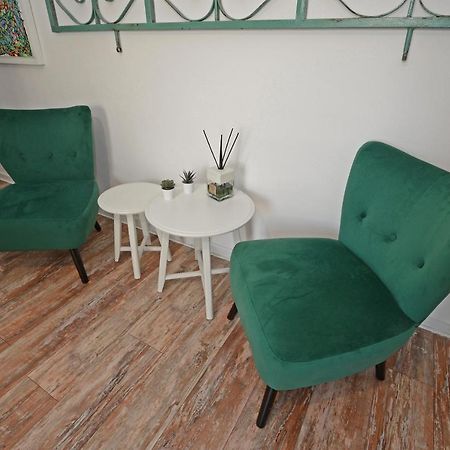 Natale Del Grande 21 Stylish Apartment Рим Екстер'єр фото